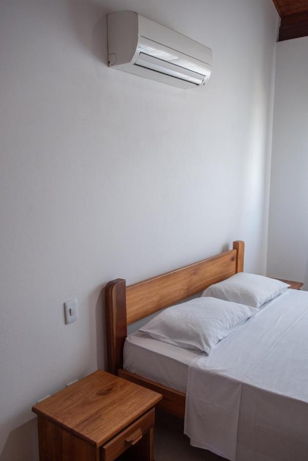 Holiday home 450M Praia De Taperapuan; Piscina; 2 Quartos; Wifi 300 Mbs; Churrasqueira; Estacionamento Gratuito 1 Carro Porto Seguro