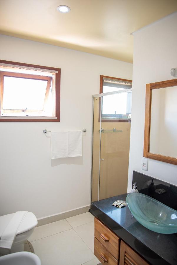 Holiday home 450M Praia De Taperapuan; Piscina; 2 Quartos; Wifi 300 Mbs; Churrasqueira; Estacionamento Gratuito 1 Carro Porto Seguro