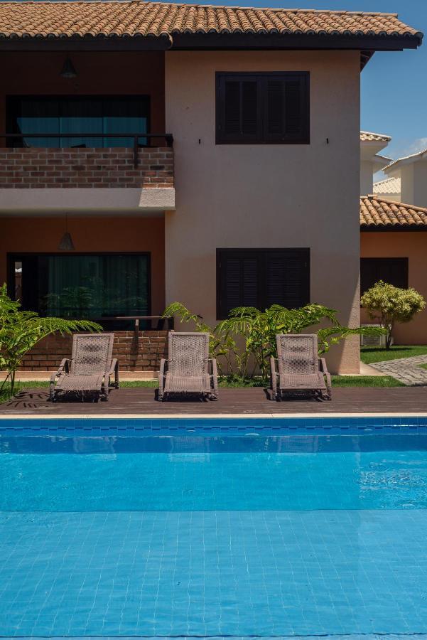 Holiday home 450M Praia De Taperapuan; Piscina; 2 Quartos; Wifi 300 Mbs; Churrasqueira; Estacionamento Gratuito 1 Carro Porto Seguro
