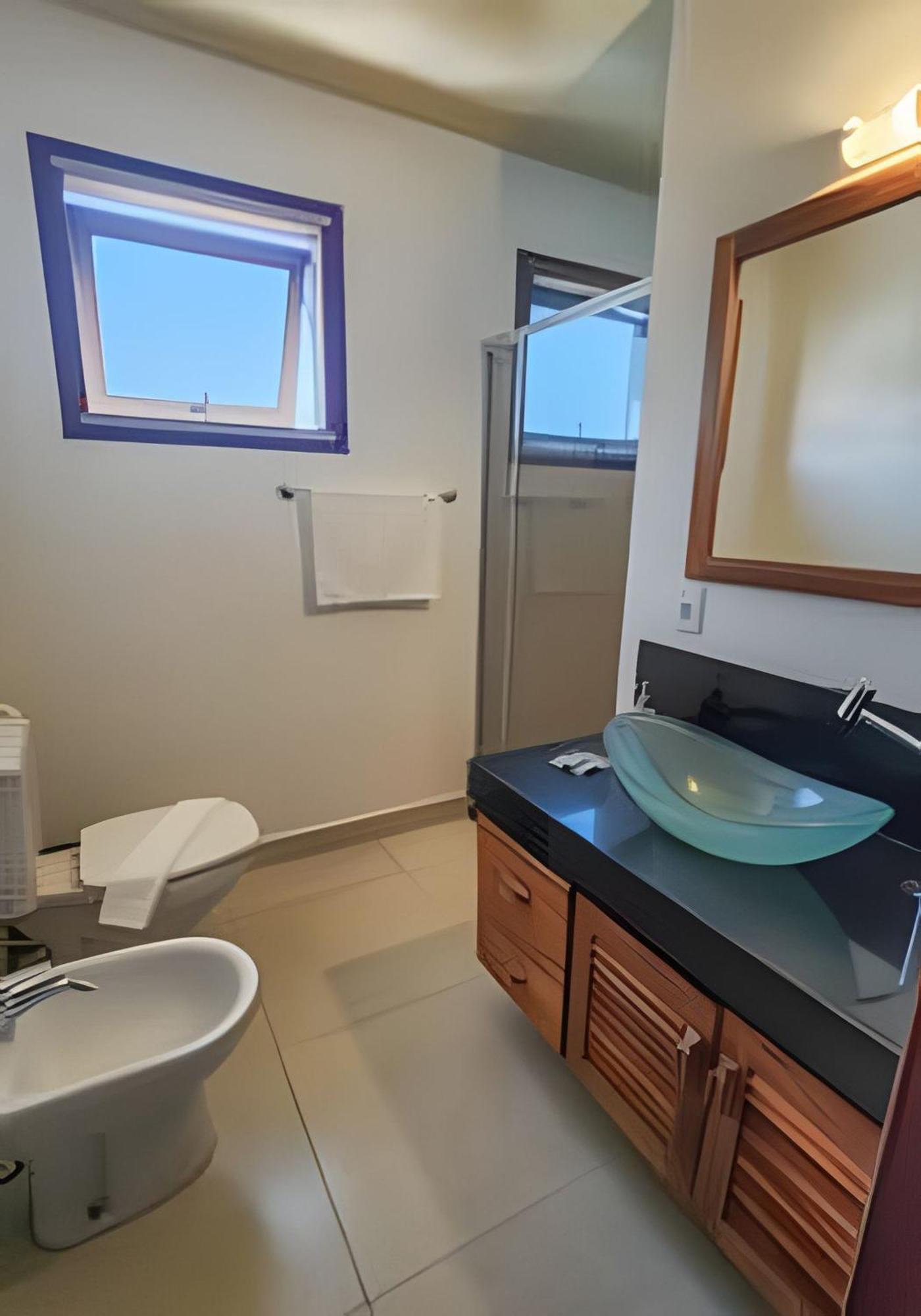 Holiday home 450M Praia De Taperapuan; Piscina; 2 Quartos; Wifi 300 Mbs; Churrasqueira; Estacionamento Gratuito 1 Carro *