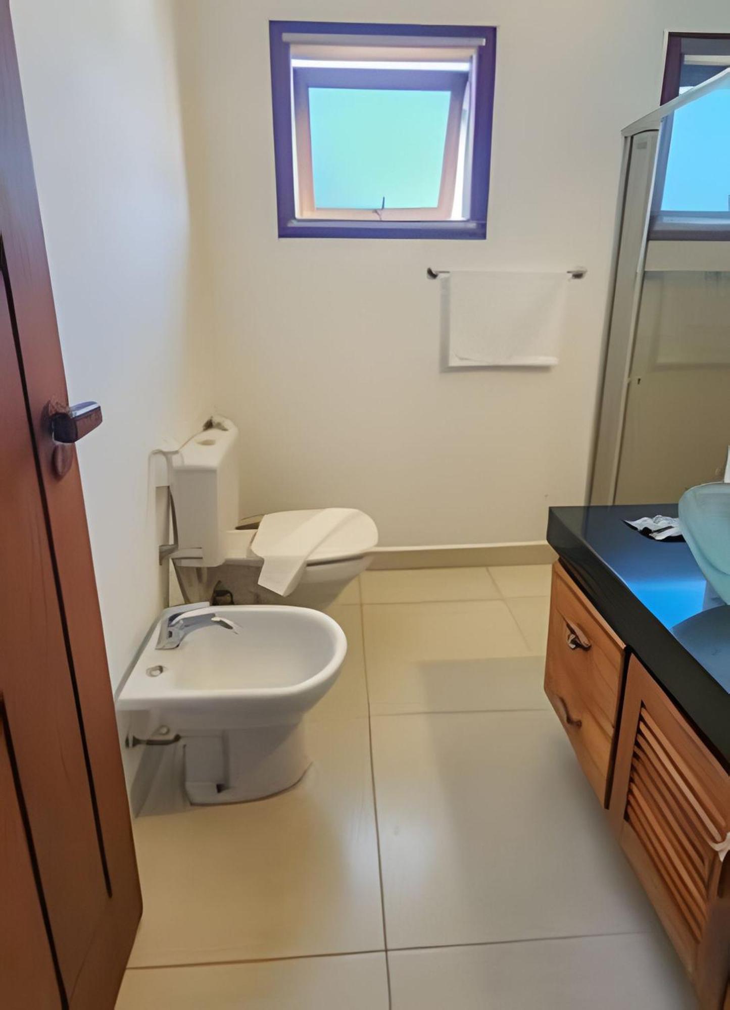 450M Praia De Taperapuan; Piscina; 2 Quartos; Wifi 300 Mbs; Churrasqueira; Estacionamento Gratuito 1 Carro Porto Seguro