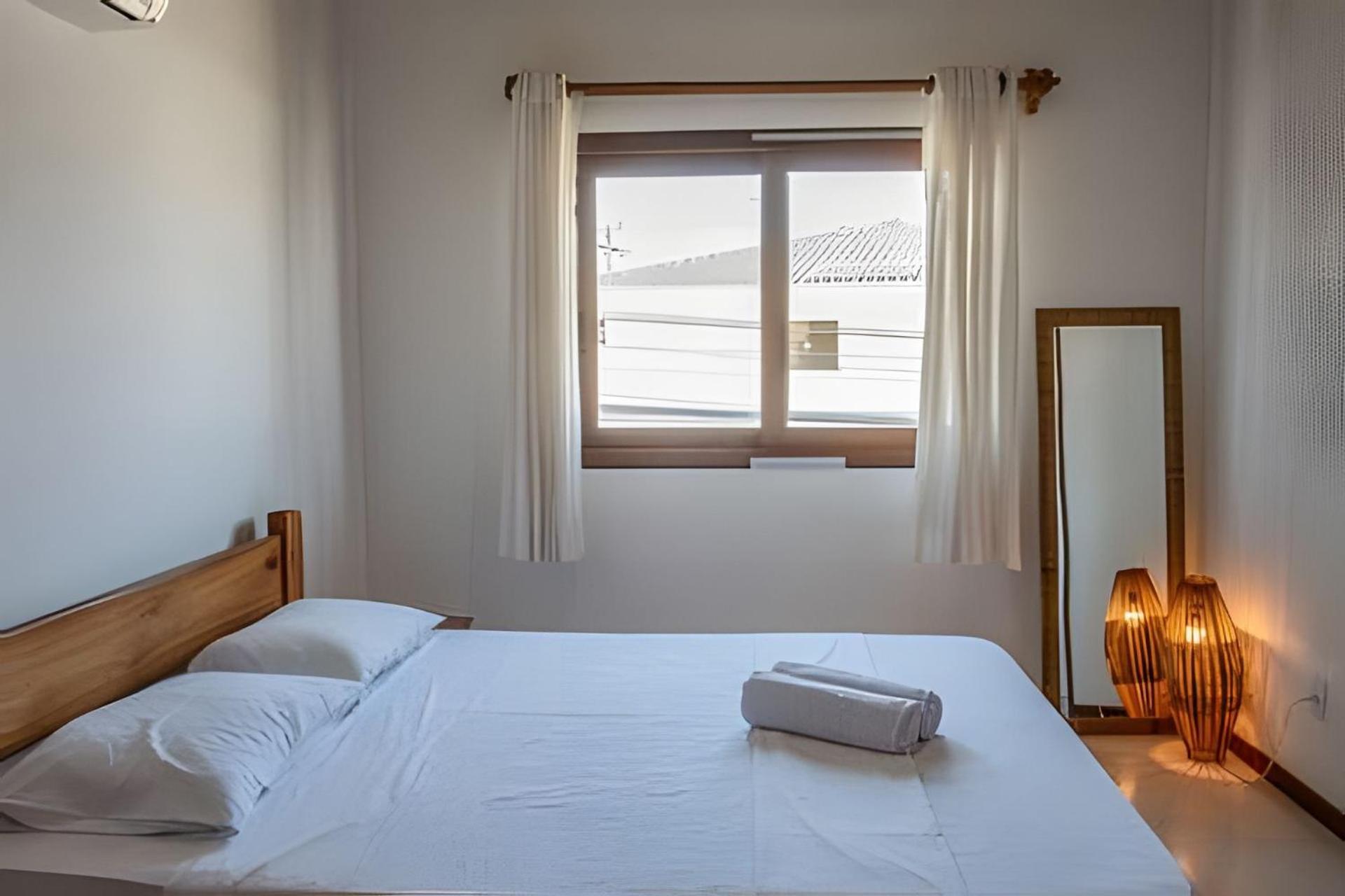 Holiday home 450M Praia De Taperapuan; Piscina; 2 Quartos; Wifi 300 Mbs; Churrasqueira; Estacionamento Gratuito 1 Carro Porto Seguro