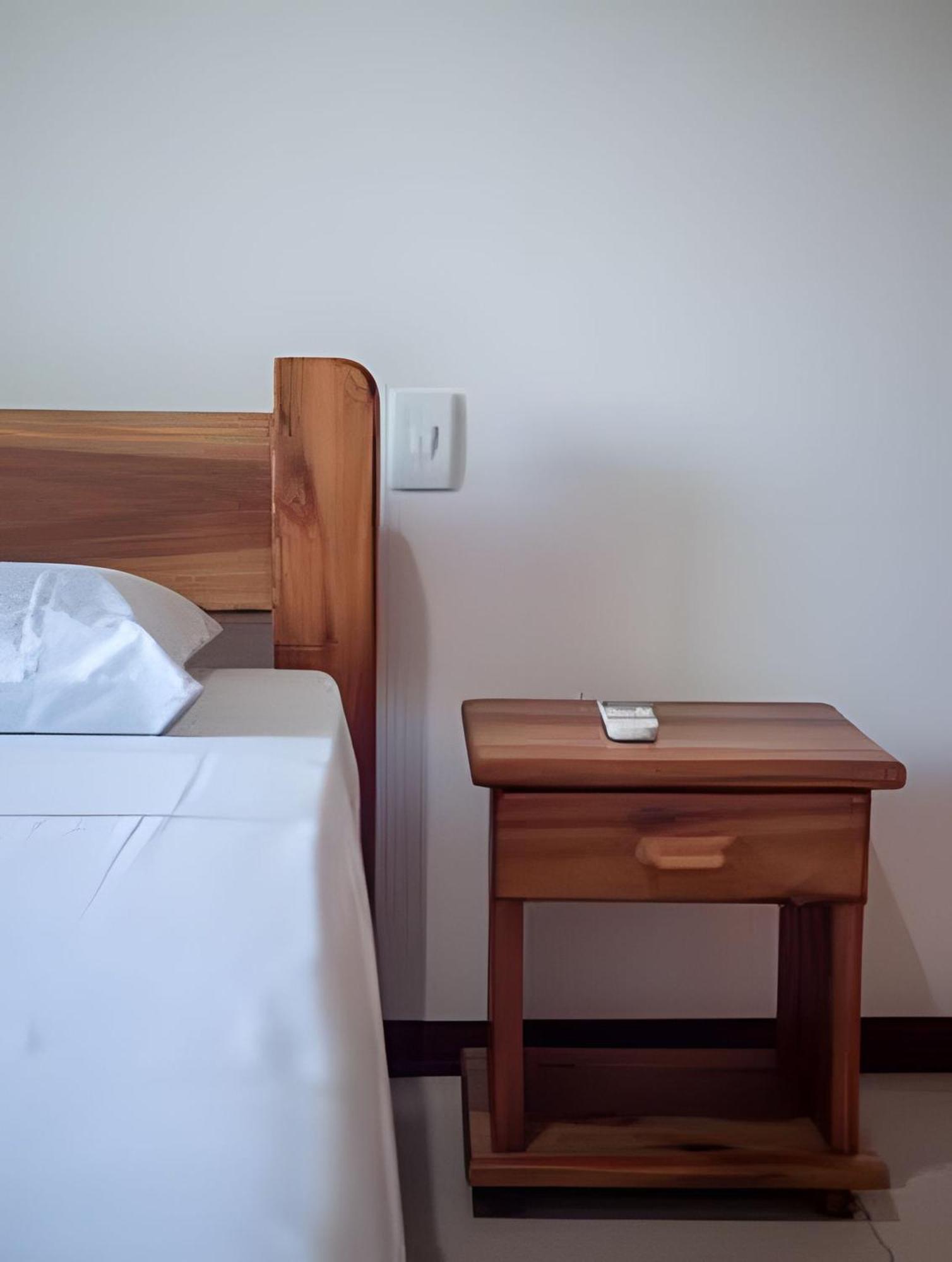 450m De Taperapuan; Piscina; 2 Quartos; Wifi 300 Mbs; Churrasqueira; Estacionamento Gratuito 1 Carro