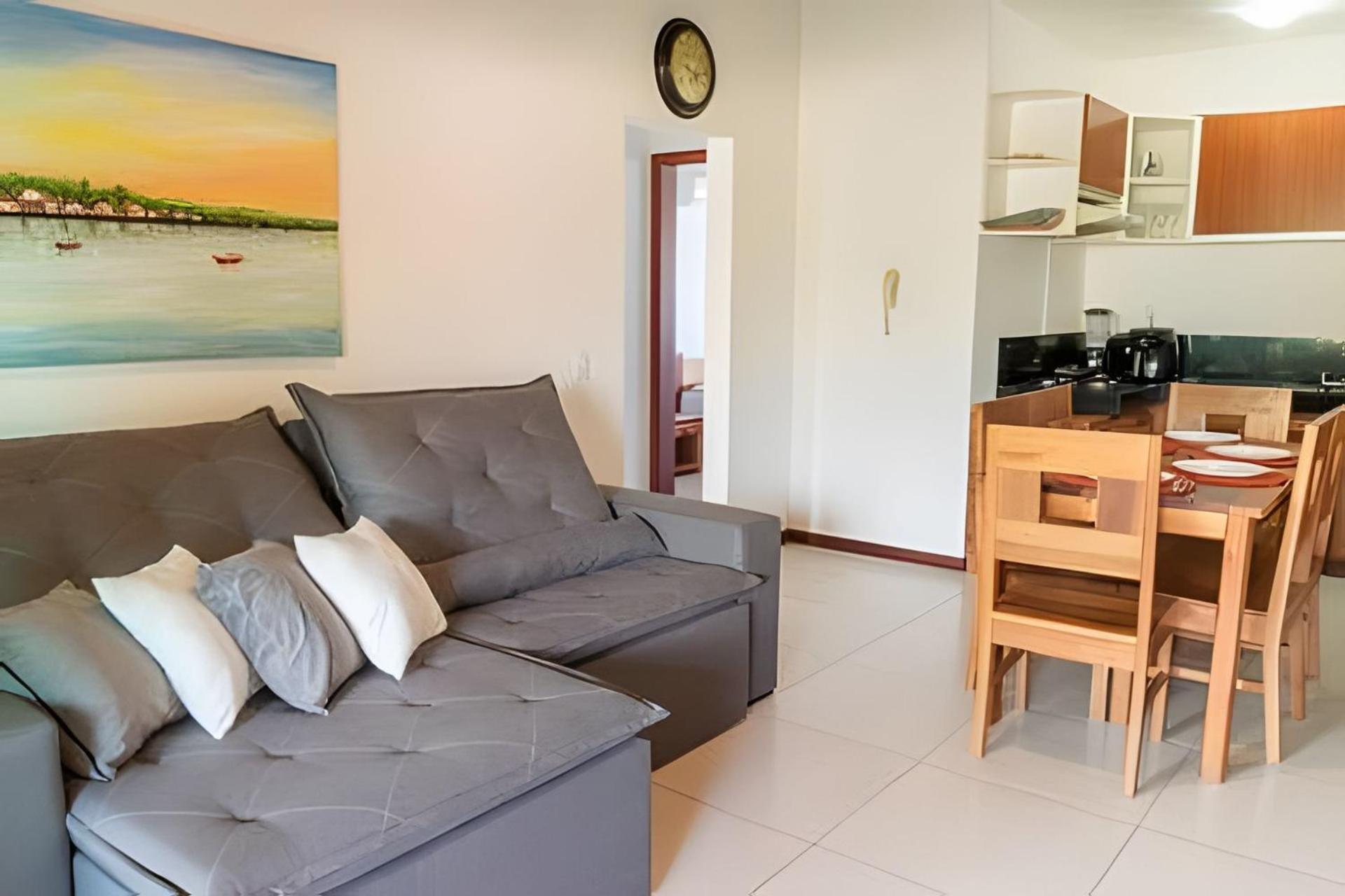 Сasa de vacaciones 450m De Taperapuan; Piscina; 2 Quartos; Wifi 300 Mbs; Churrasqueira; Estacionamento Gratuito 1 Carro Porto Seguro
